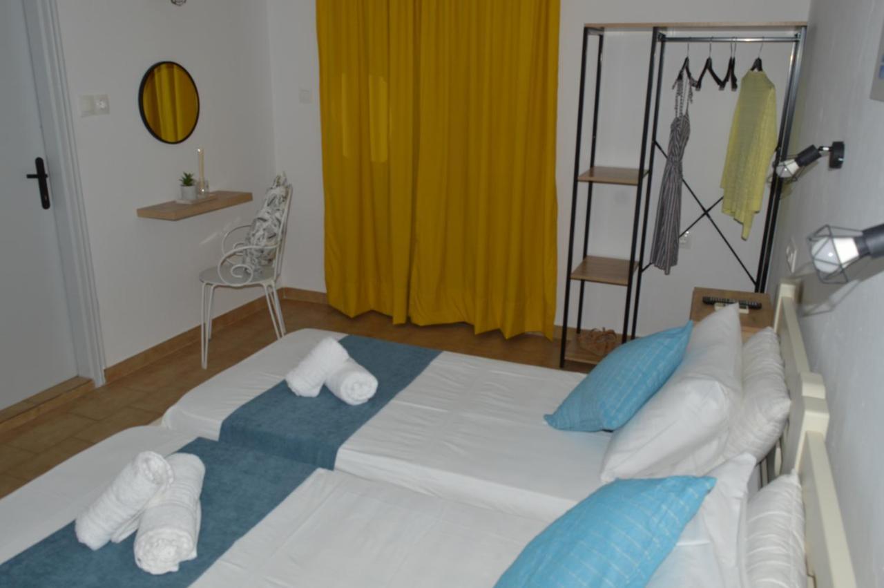 Pansion Katerina Hotel Skiathos Town Exterior photo