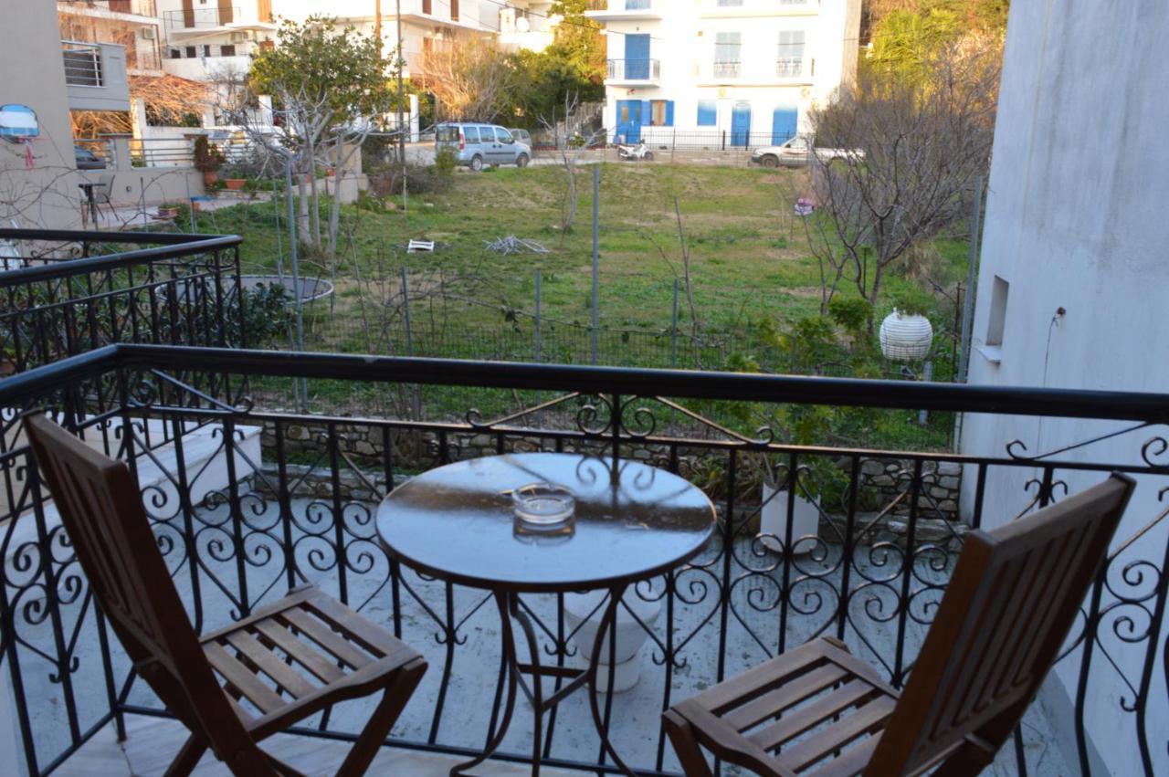 Pansion Katerina Hotel Skiathos Town Exterior photo